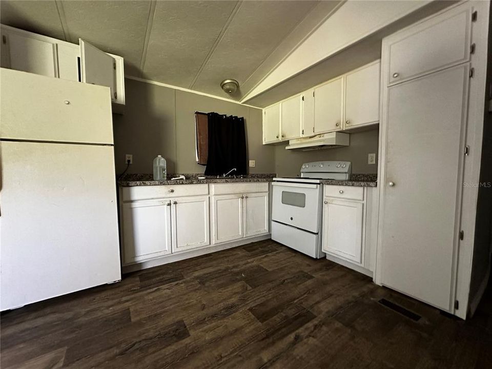En Venta: $259,000 (3.23 acres)