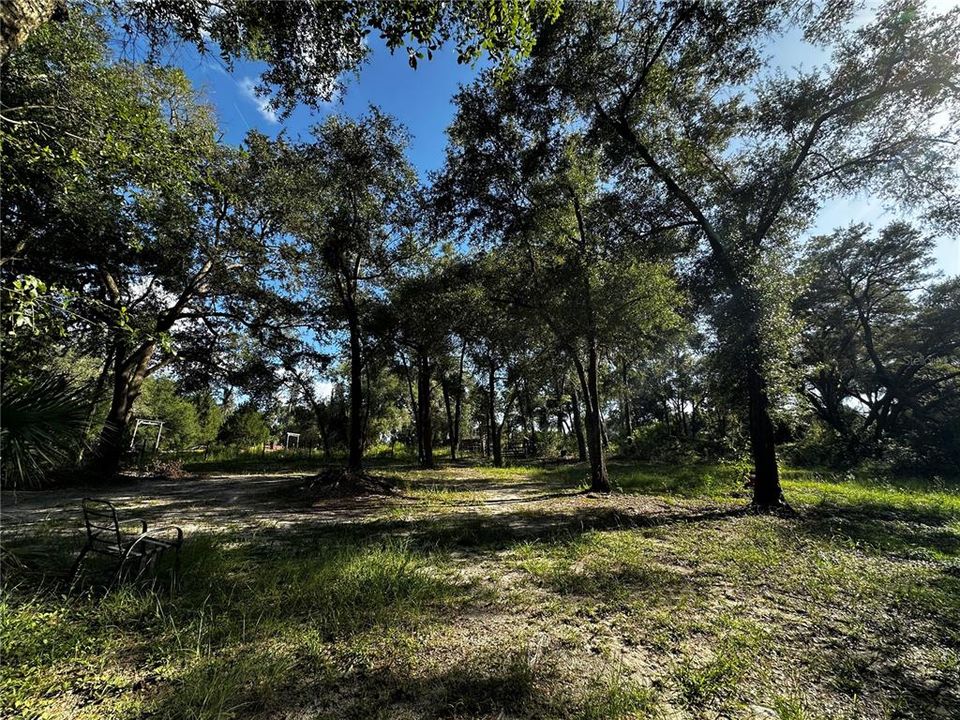 En Venta: $259,000 (3.23 acres)