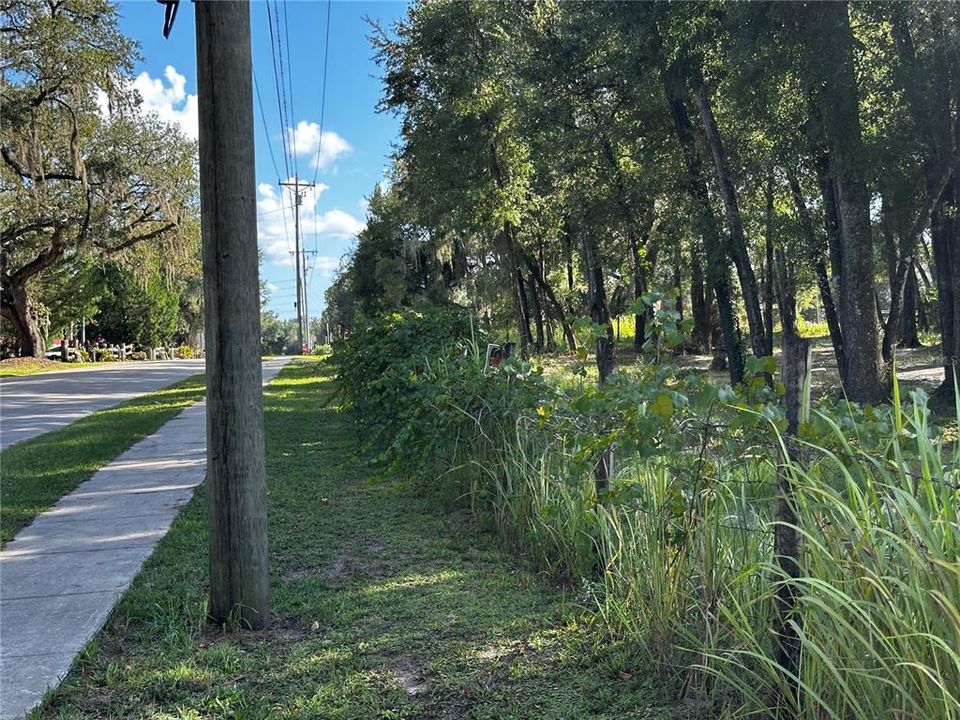 En Venta: $259,000 (3.23 acres)