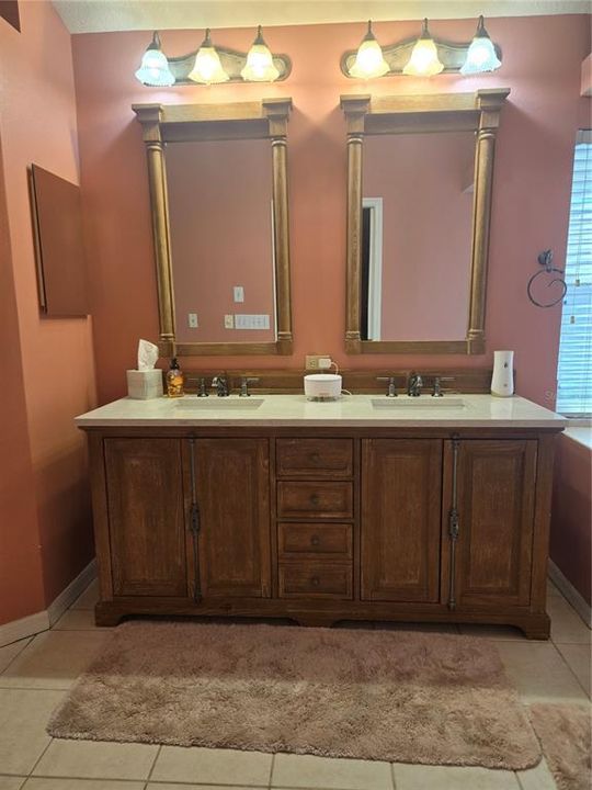 For Sale: $399,900 (4 beds, 2 baths, 1855 Square Feet)