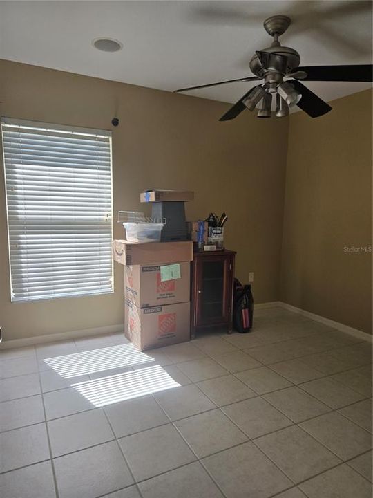 For Sale: $399,900 (4 beds, 2 baths, 1855 Square Feet)