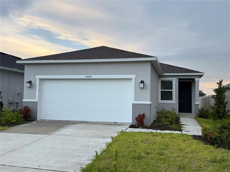 En Venta: $329,000 (3 camas, 2 baños, 1346 Pies cuadrados)