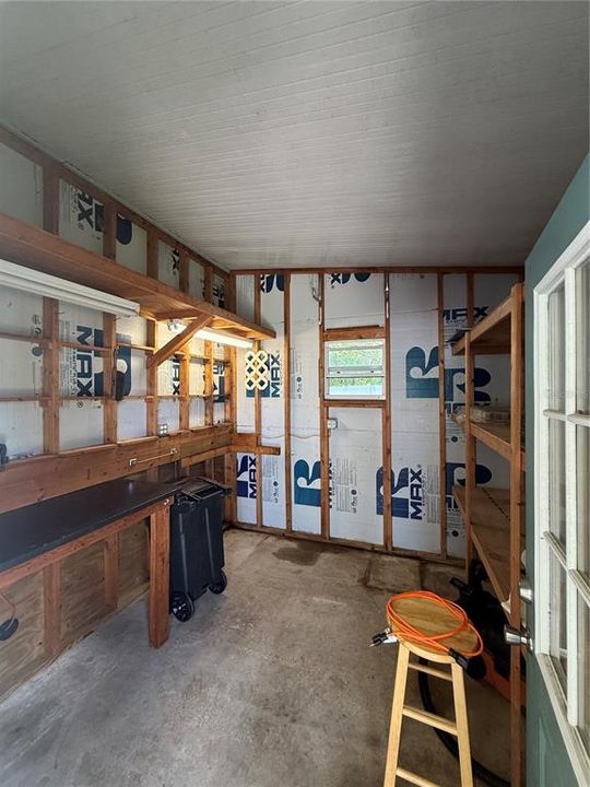 For Sale: $125,000 (2 beds, 2 baths, 1156 Square Feet)
