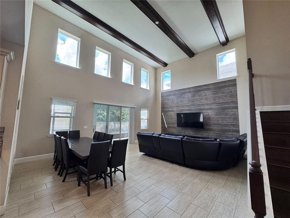 For Rent: $4,250 (4 beds, 3 baths, 3091 Square Feet)