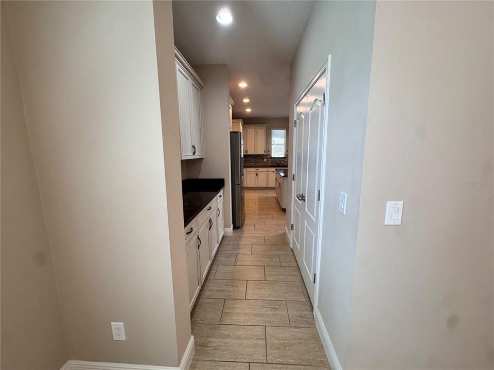 For Rent: $4,250 (4 beds, 3 baths, 3091 Square Feet)