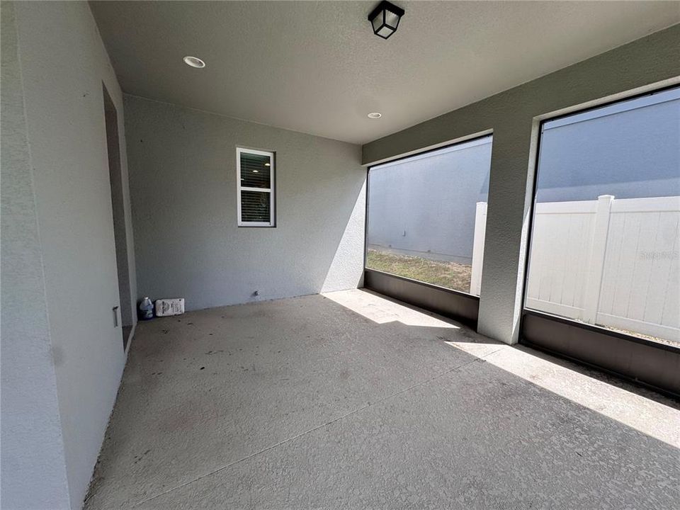 For Rent: $4,250 (4 beds, 3 baths, 3091 Square Feet)