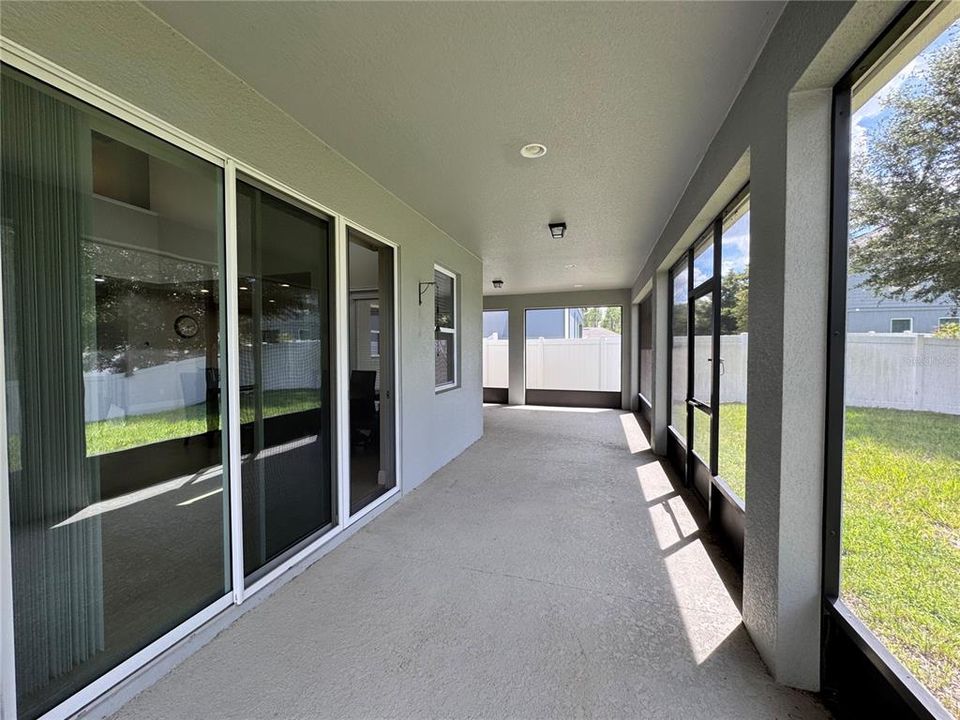 For Rent: $4,250 (4 beds, 3 baths, 3091 Square Feet)
