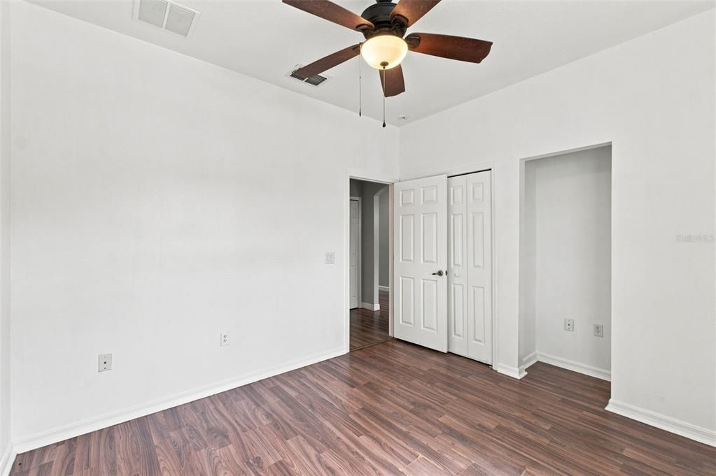 For Sale: $314,900 (4 beds, 2 baths, 2007 Square Feet)