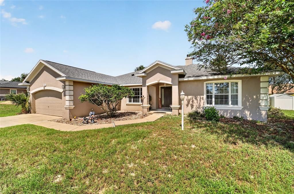 For Sale: $335,000 (3 beds, 2 baths, 2211 Square Feet)