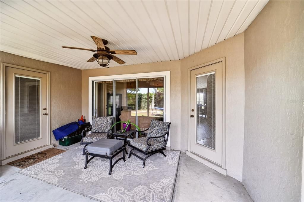 For Sale: $335,000 (3 beds, 2 baths, 2211 Square Feet)