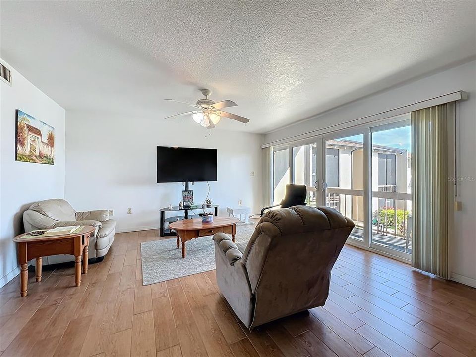 En Venta: $115,000 (1 camas, 1 baños, 633 Pies cuadrados)