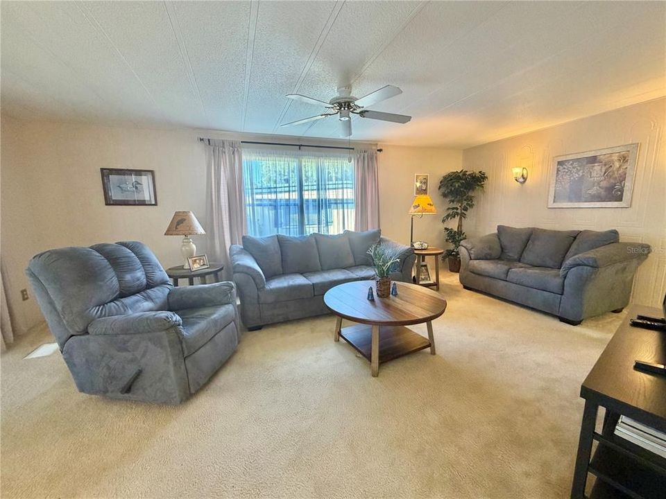 For Sale: $80,000 (2 beds, 2 baths, 1152 Square Feet)