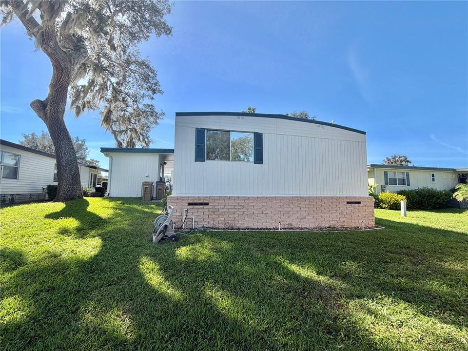 For Sale: $80,000 (2 beds, 2 baths, 1152 Square Feet)