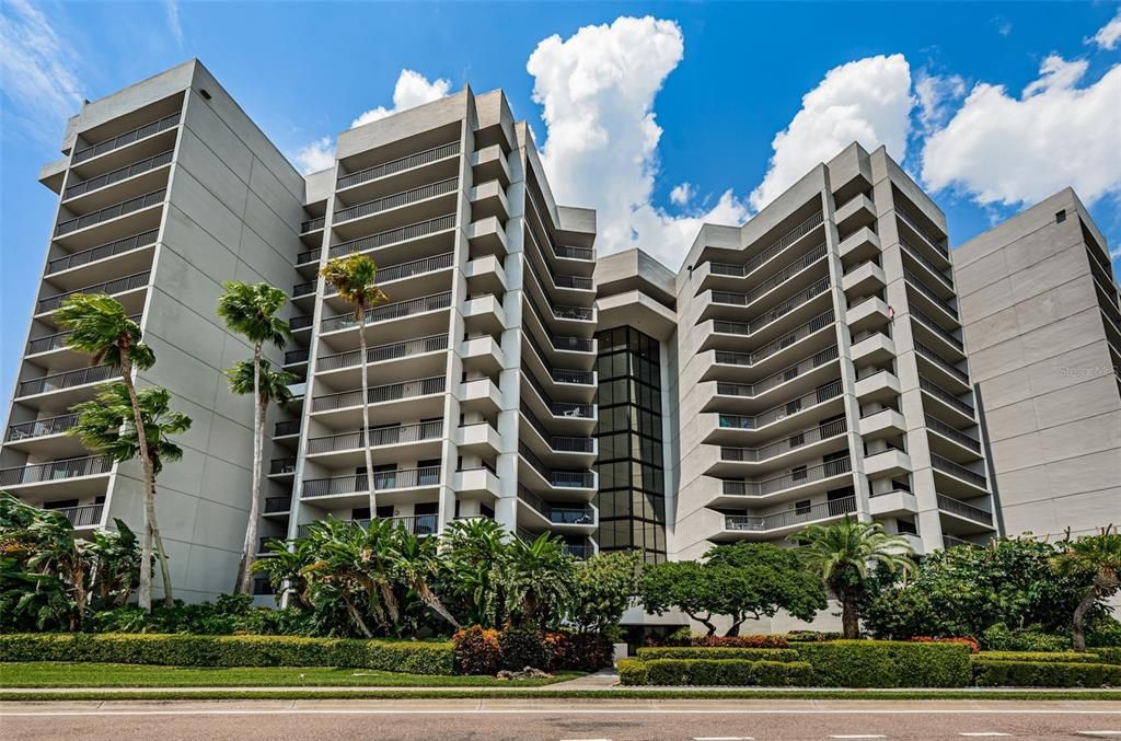 Activo con contrato: $995,000 (2 camas, 2 baños, 1670 Pies cuadrados)