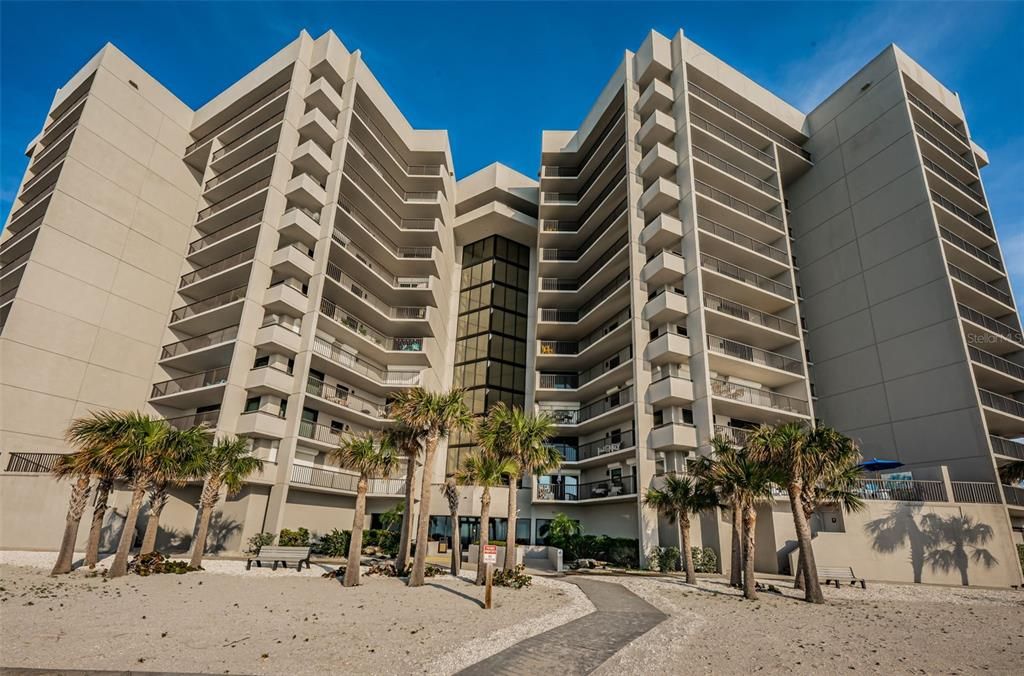 Activo con contrato: $995,000 (2 camas, 2 baños, 1670 Pies cuadrados)
