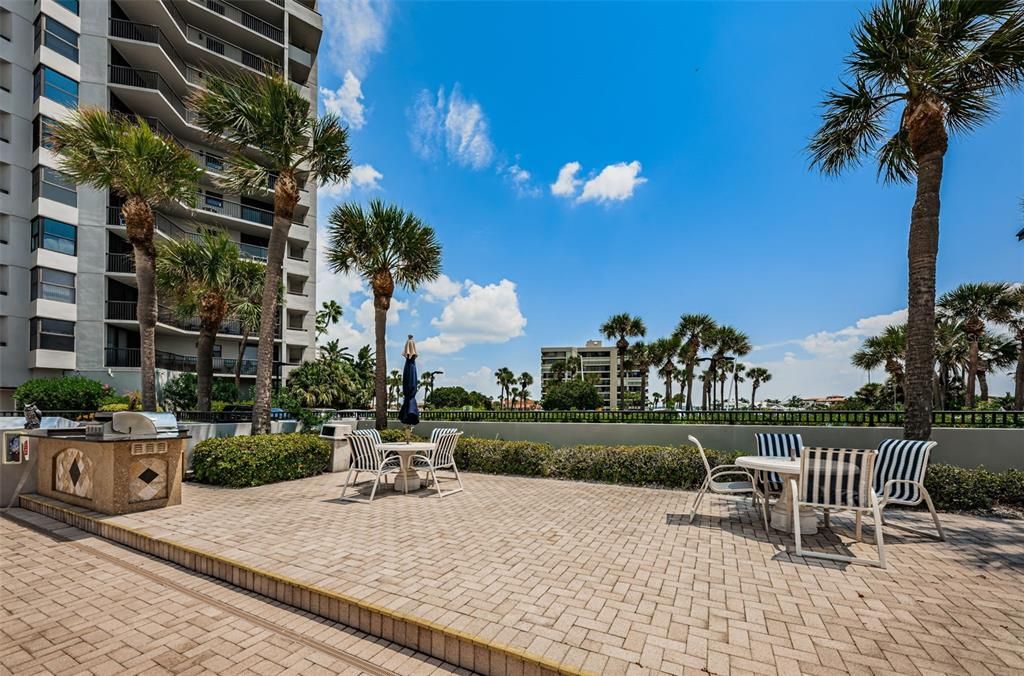 Activo con contrato: $995,000 (2 camas, 2 baños, 1670 Pies cuadrados)