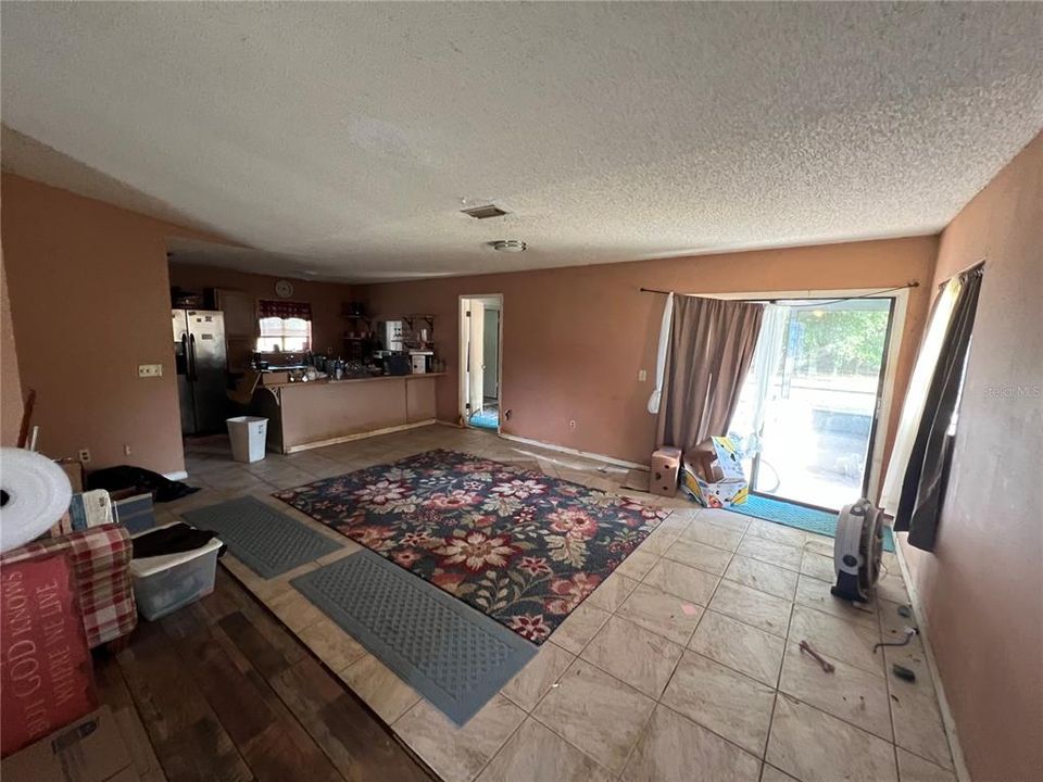 En Venta: $199,000 (3 camas, 2 baños, 1494 Pies cuadrados)