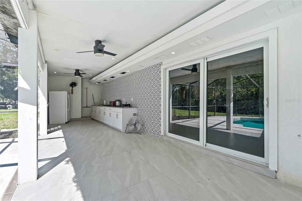 For Sale: $670,000 (4 beds, 3 baths, 2382 Square Feet)