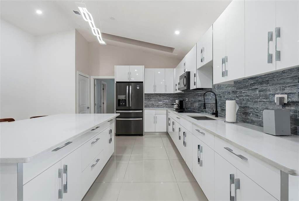 For Sale: $670,000 (4 beds, 3 baths, 2382 Square Feet)