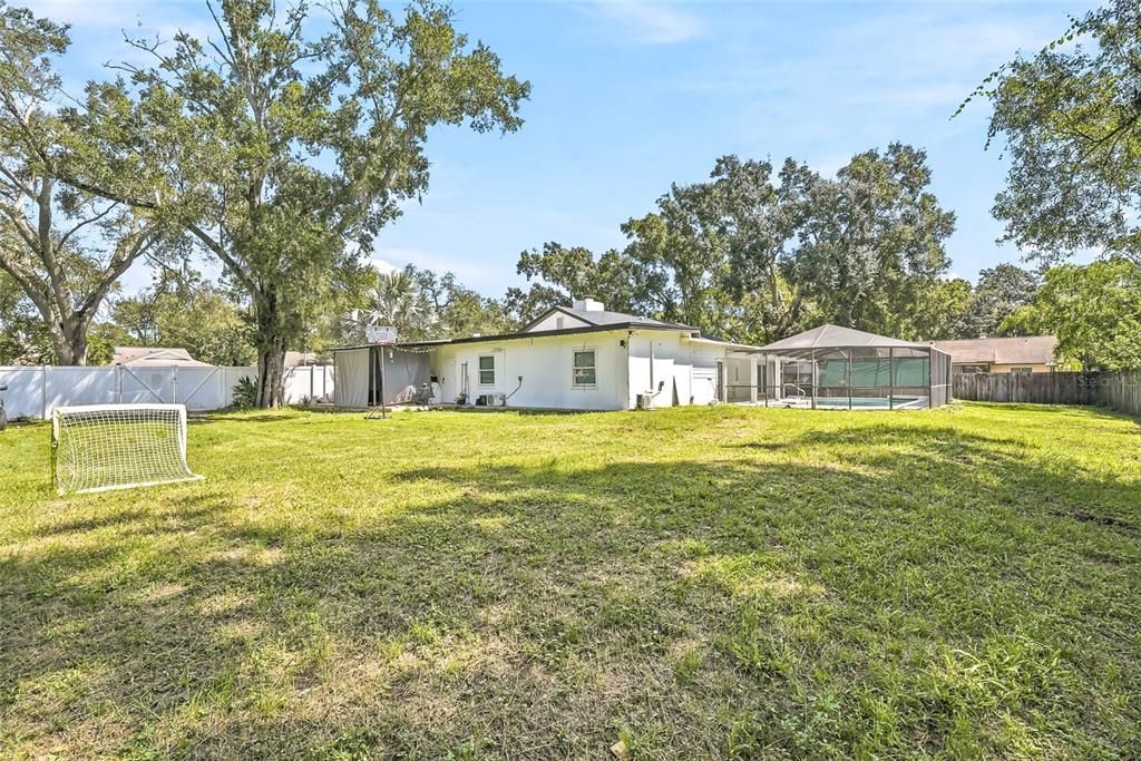 For Sale: $670,000 (4 beds, 3 baths, 2382 Square Feet)