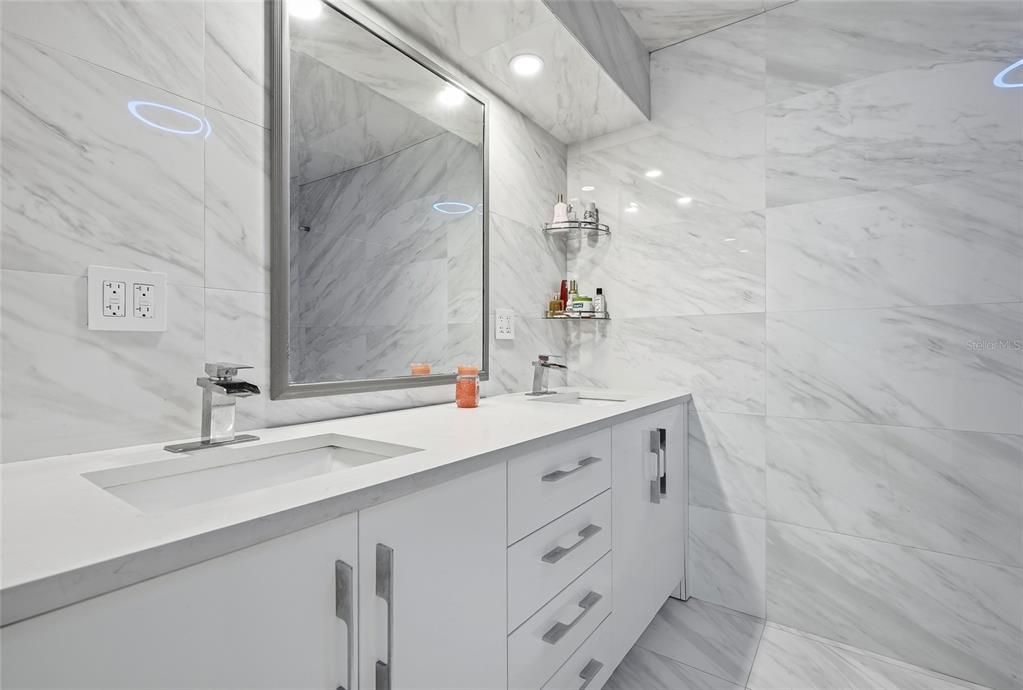 For Sale: $670,000 (4 beds, 3 baths, 2382 Square Feet)