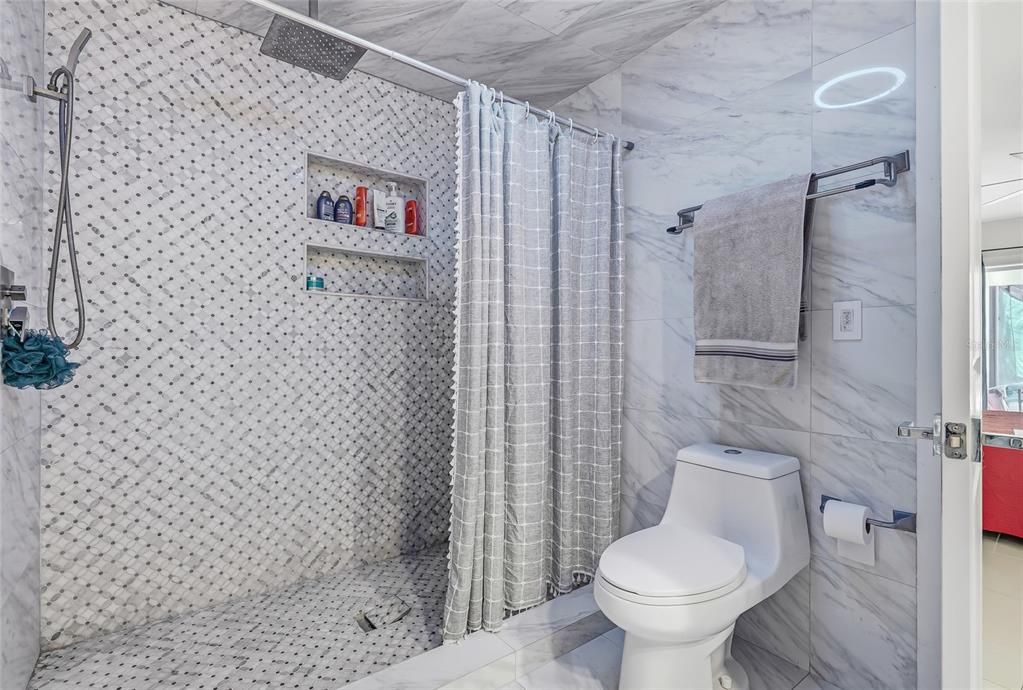 For Sale: $670,000 (4 beds, 3 baths, 2382 Square Feet)