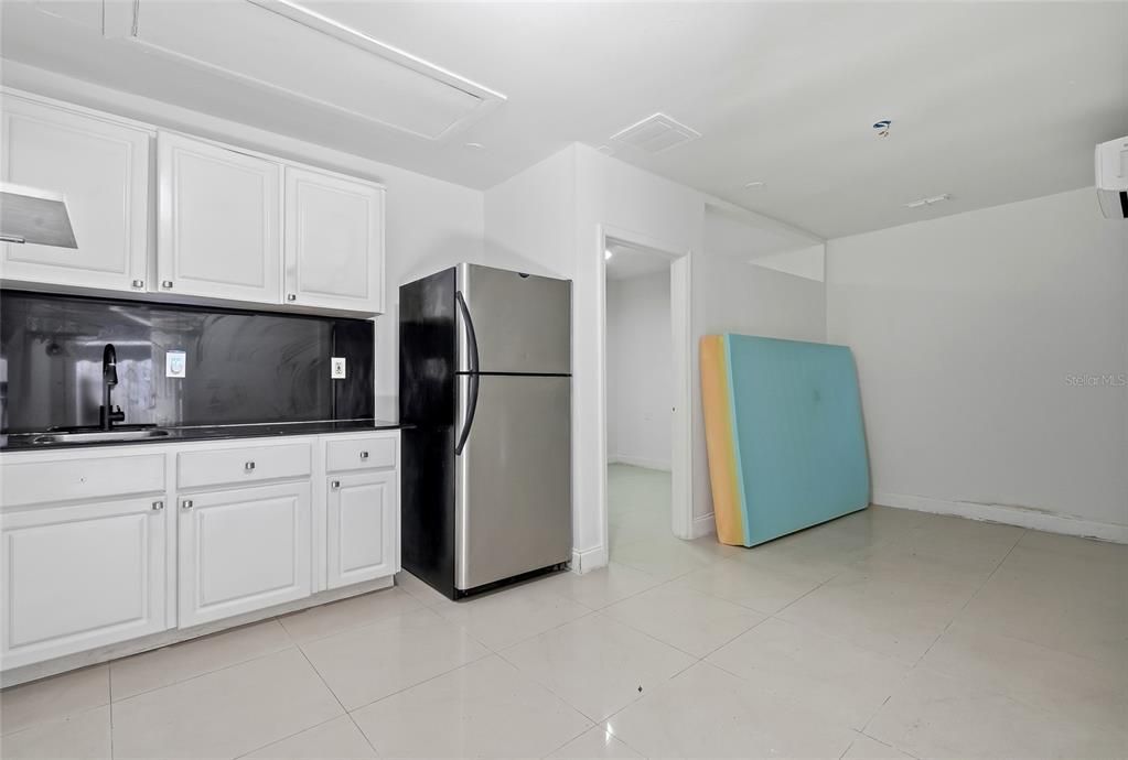 For Sale: $670,000 (4 beds, 3 baths, 2382 Square Feet)