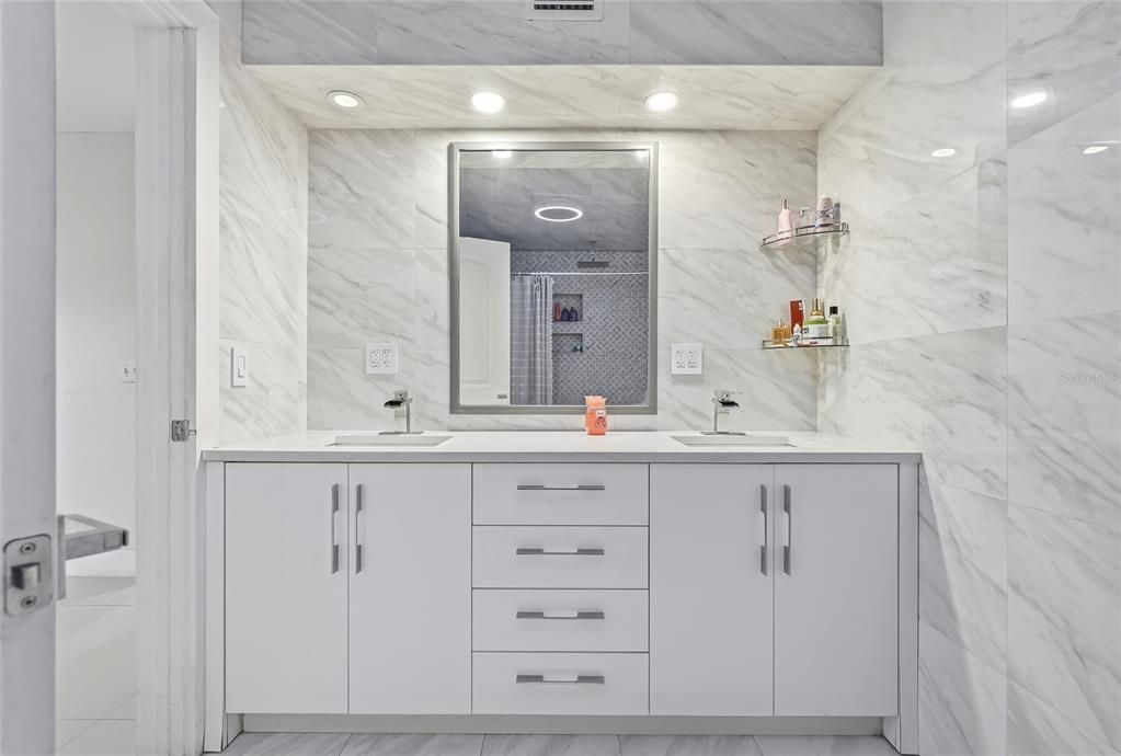 For Sale: $670,000 (4 beds, 3 baths, 2382 Square Feet)
