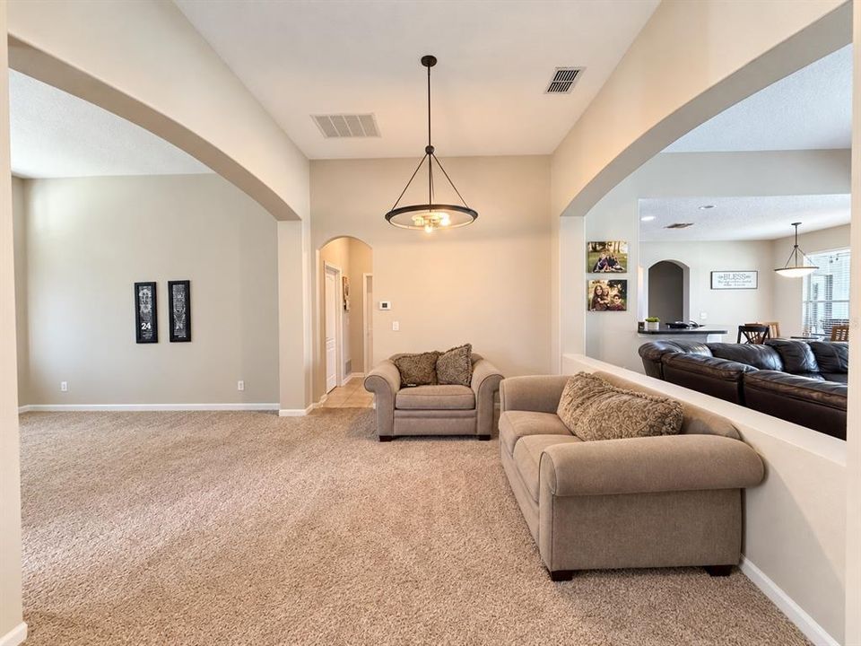 For Sale: $490,000 (3 beds, 2 baths, 2481 Square Feet)