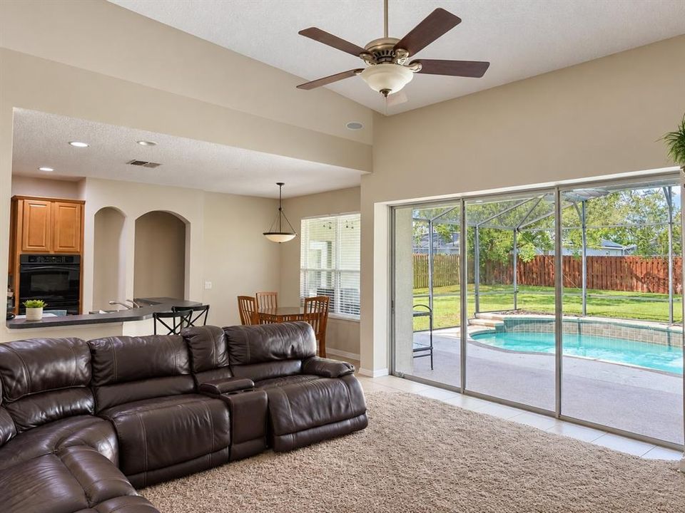 For Sale: $490,000 (3 beds, 2 baths, 2481 Square Feet)