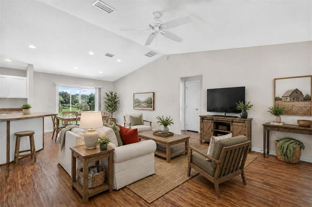 For Sale: $450,000 (3 beds, 2 baths, 1392 Square Feet)