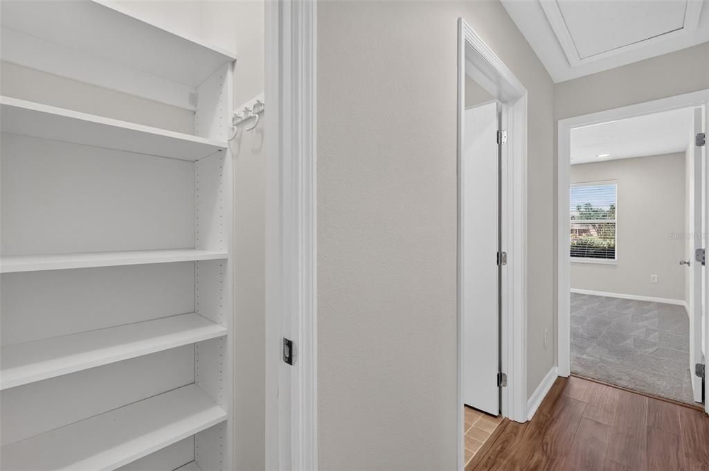 For Sale: $450,000 (3 beds, 2 baths, 1392 Square Feet)