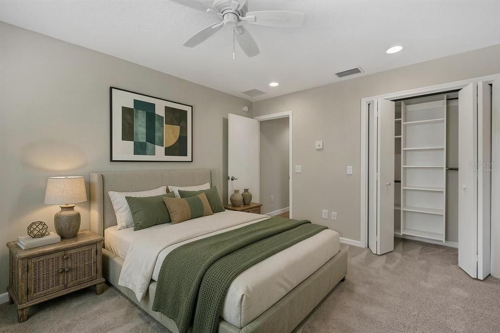 For Sale: $450,000 (3 beds, 2 baths, 1392 Square Feet)