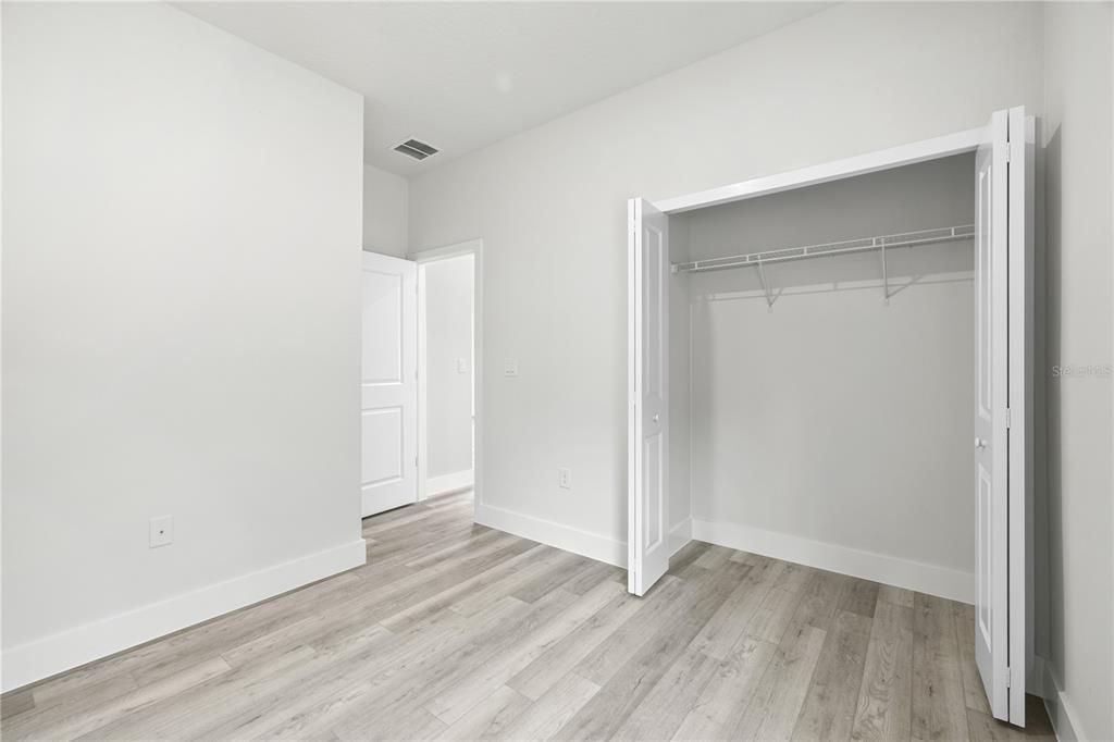 В аренду: $1,600 (3 спален, 2 ванн, 1321 Квадратных фут)