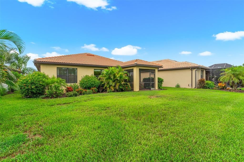 En Venta: $499,900 (2 camas, 2 baños, 1661 Pies cuadrados)