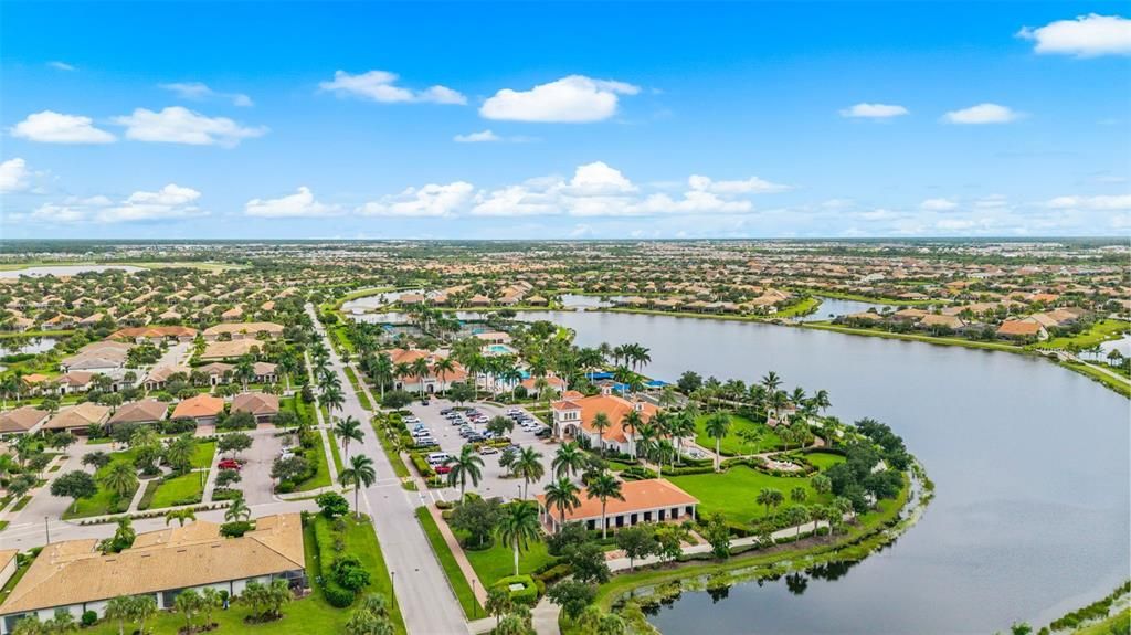 En Venta: $499,900 (2 camas, 2 baños, 1661 Pies cuadrados)