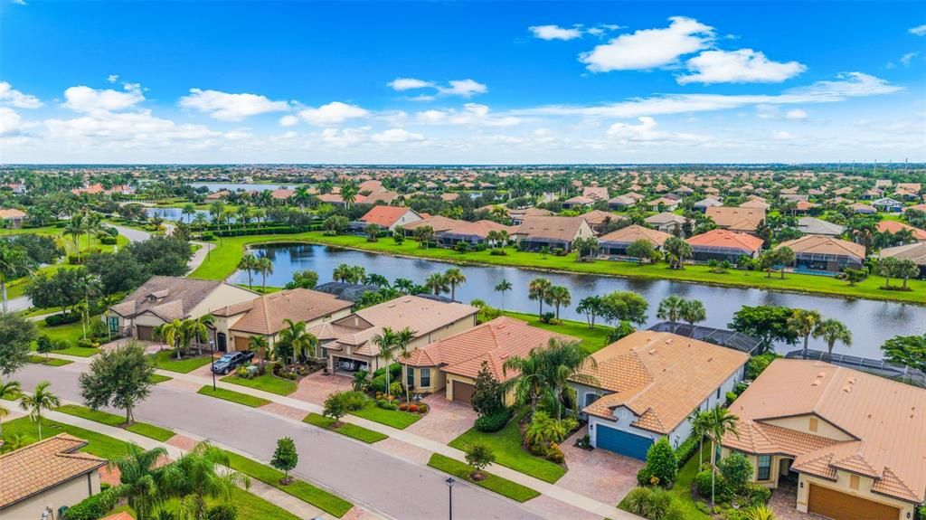 En Venta: $499,900 (2 camas, 2 baños, 1661 Pies cuadrados)