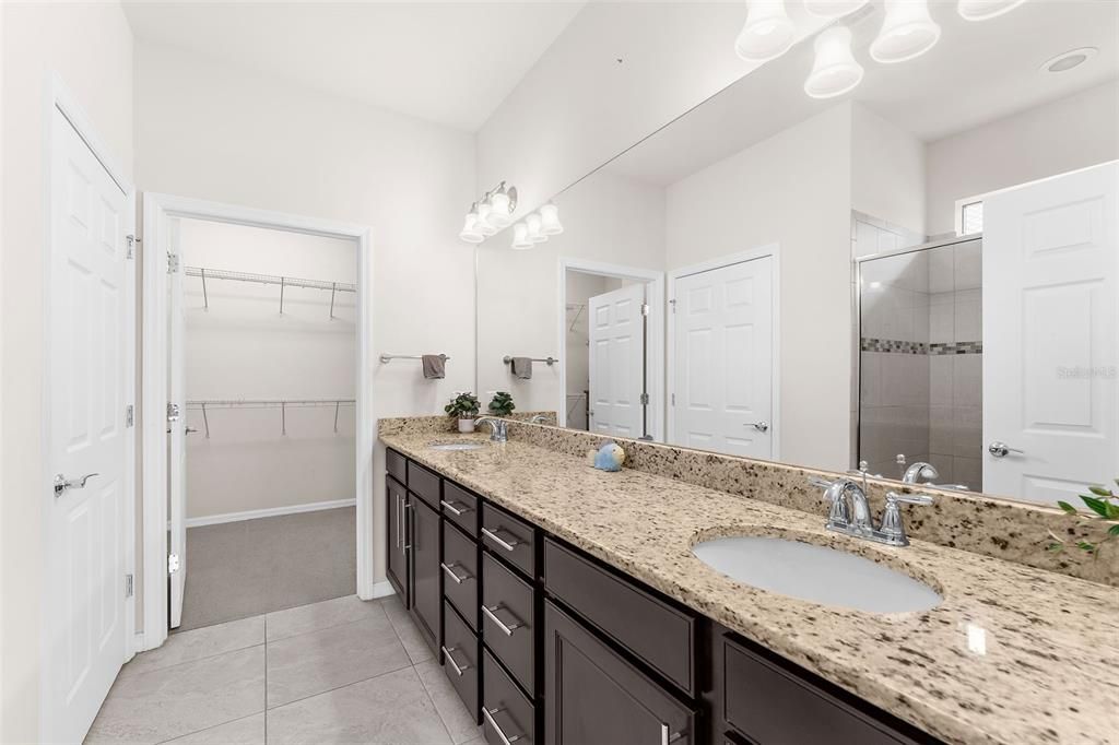 En Venta: $499,900 (2 camas, 2 baños, 1661 Pies cuadrados)