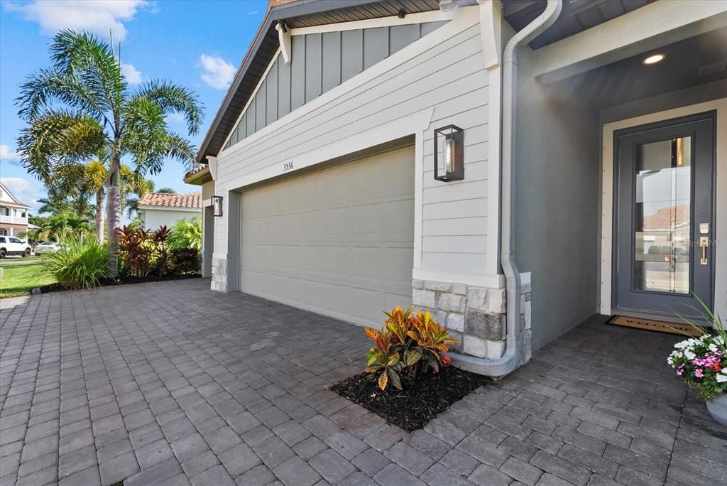 En Venta: $729,000 (4 camas, 3 baños, 2192 Pies cuadrados)