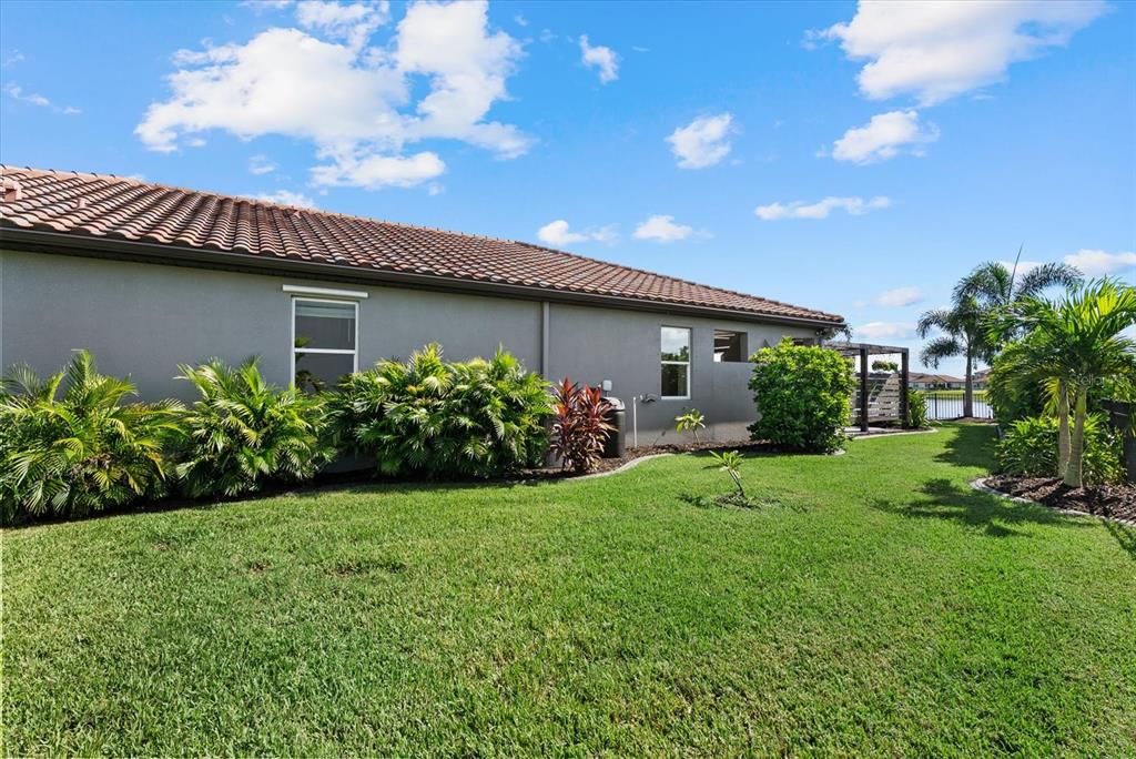 En Venta: $729,000 (4 camas, 3 baños, 2192 Pies cuadrados)