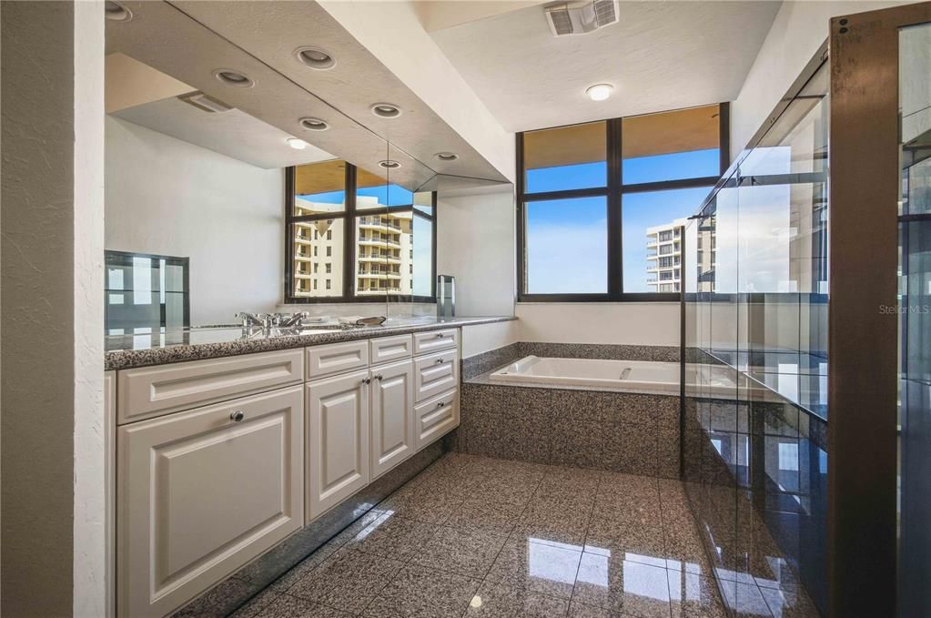 For Sale: $2,200,000 (2 beds, 4 baths, 2965 Square Feet)