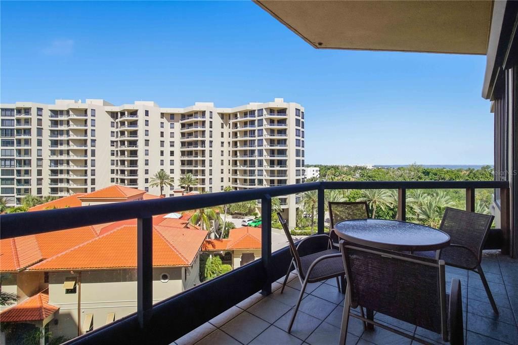 For Sale: $2,200,000 (2 beds, 4 baths, 2965 Square Feet)