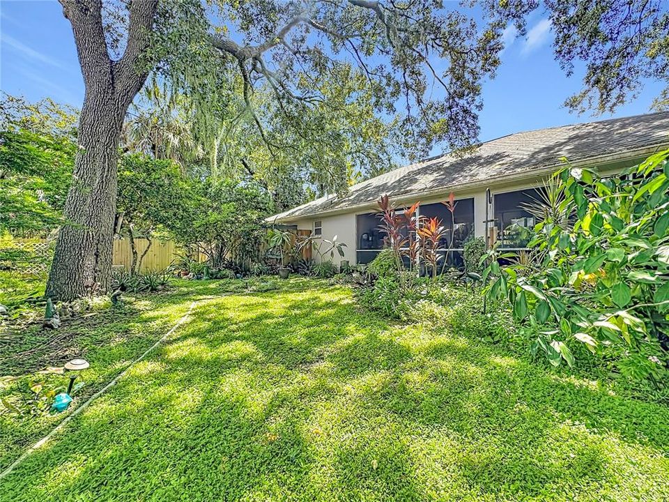 For Sale: $325,000 (3 beds, 2 baths, 1806 Square Feet)