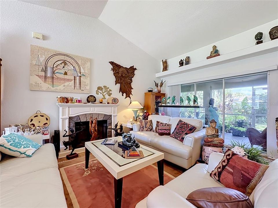 For Sale: $325,000 (3 beds, 2 baths, 1806 Square Feet)