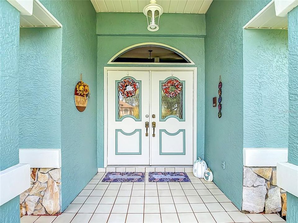 For Sale: $379,000 (3 beds, 2 baths, 1802 Square Feet)