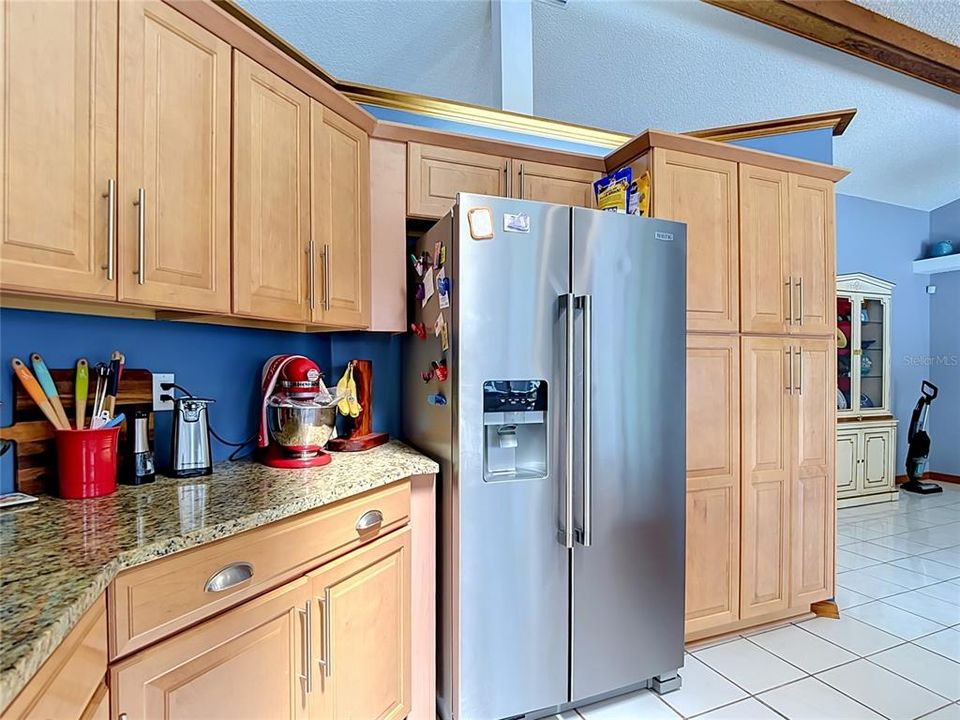 For Sale: $379,000 (3 beds, 2 baths, 1802 Square Feet)