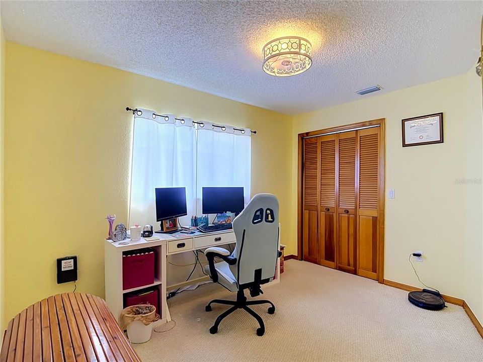 For Sale: $379,000 (3 beds, 2 baths, 1802 Square Feet)