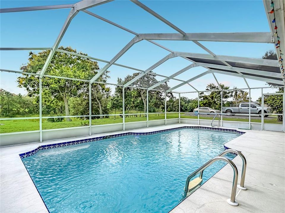 For Sale: $379,000 (3 beds, 2 baths, 1802 Square Feet)