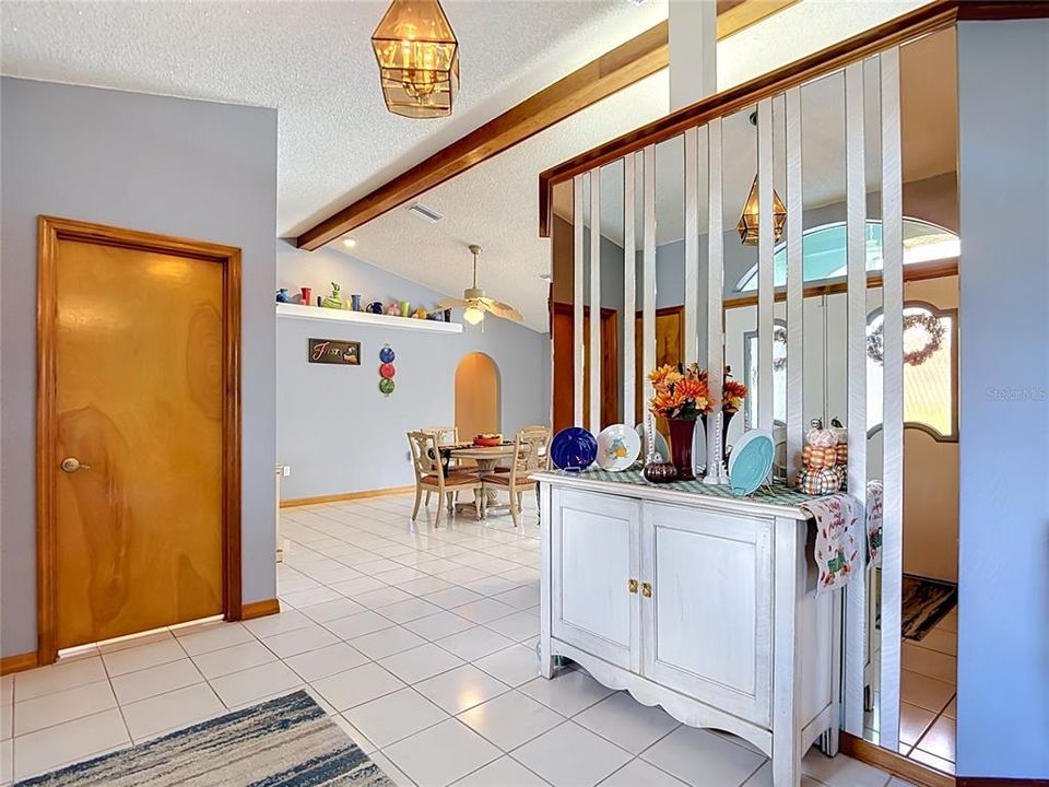 For Sale: $379,000 (3 beds, 2 baths, 1802 Square Feet)