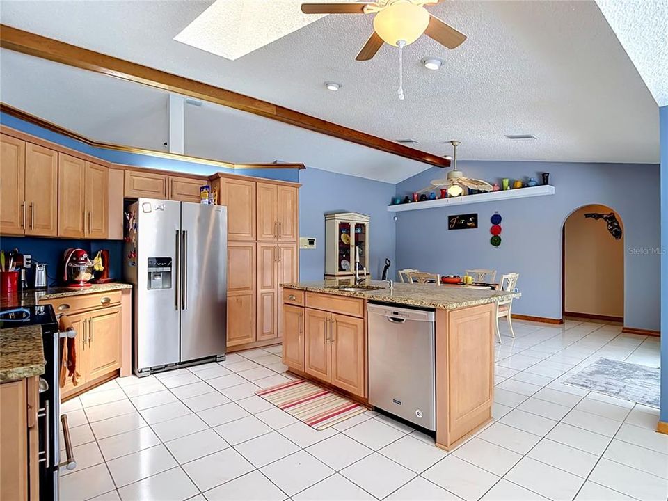 For Sale: $379,000 (3 beds, 2 baths, 1802 Square Feet)